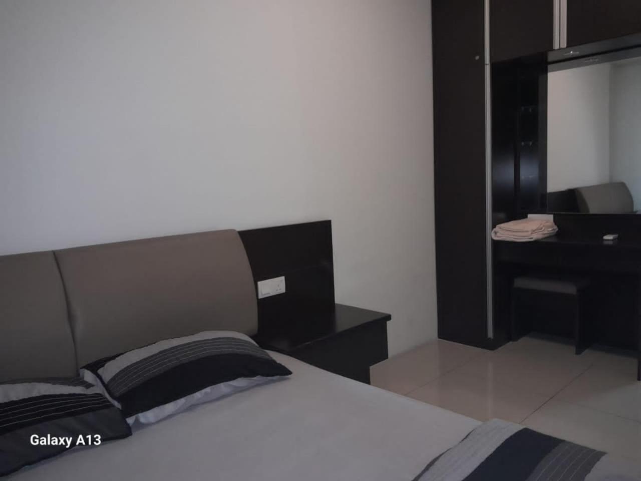 K. Riverfront Apartment Ipoh Dış mekan fotoğraf