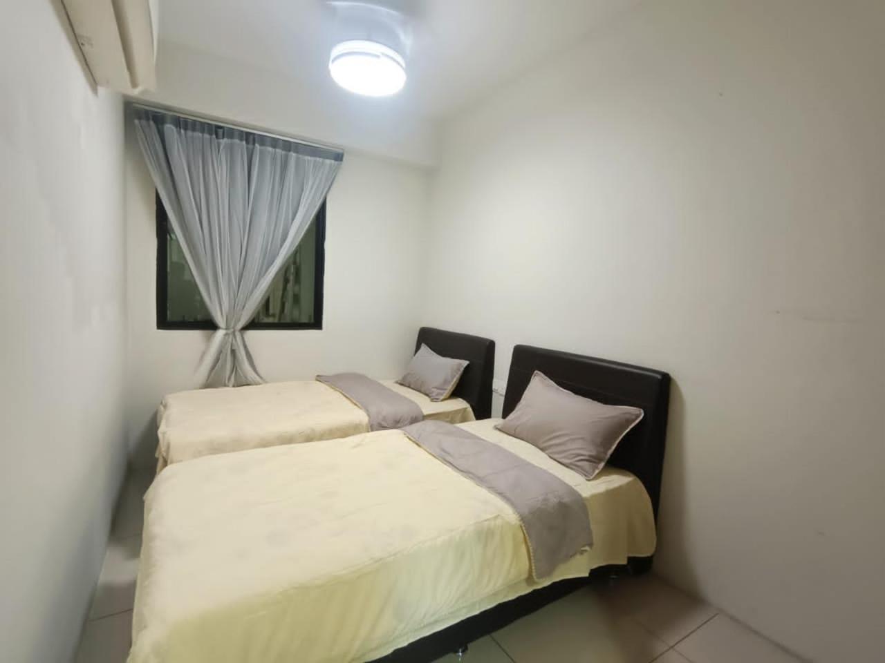 K. Riverfront Apartment Ipoh Dış mekan fotoğraf
