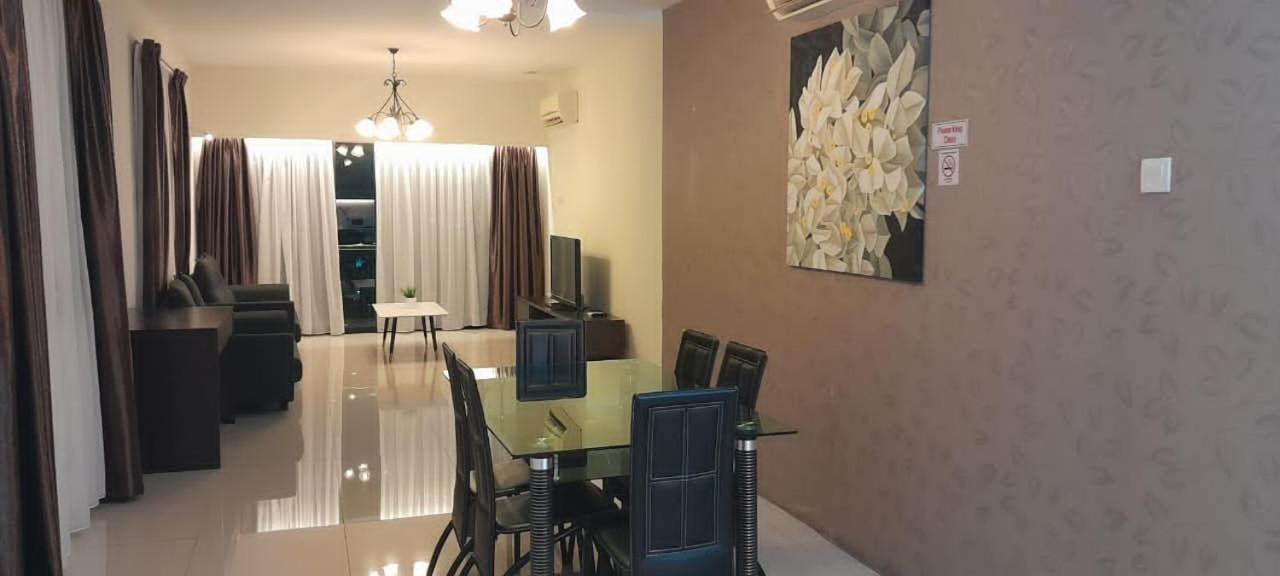 K. Riverfront Apartment Ipoh Dış mekan fotoğraf