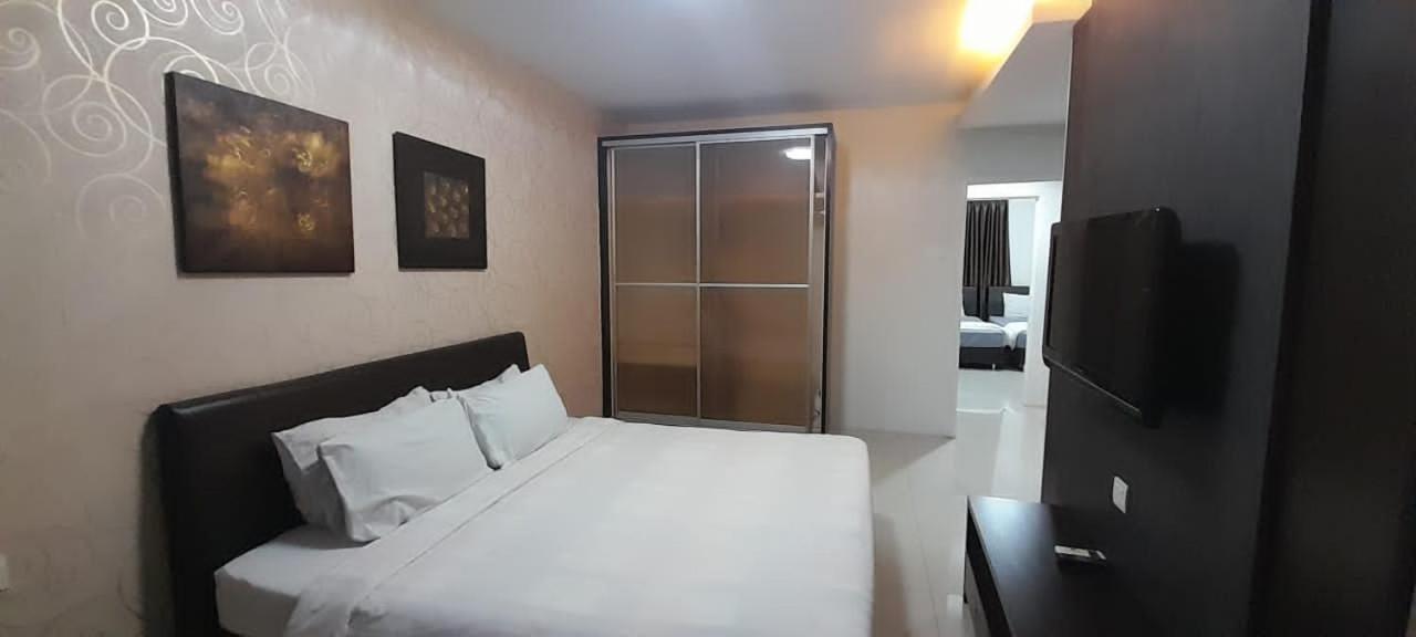 K. Riverfront Apartment Ipoh Dış mekan fotoğraf